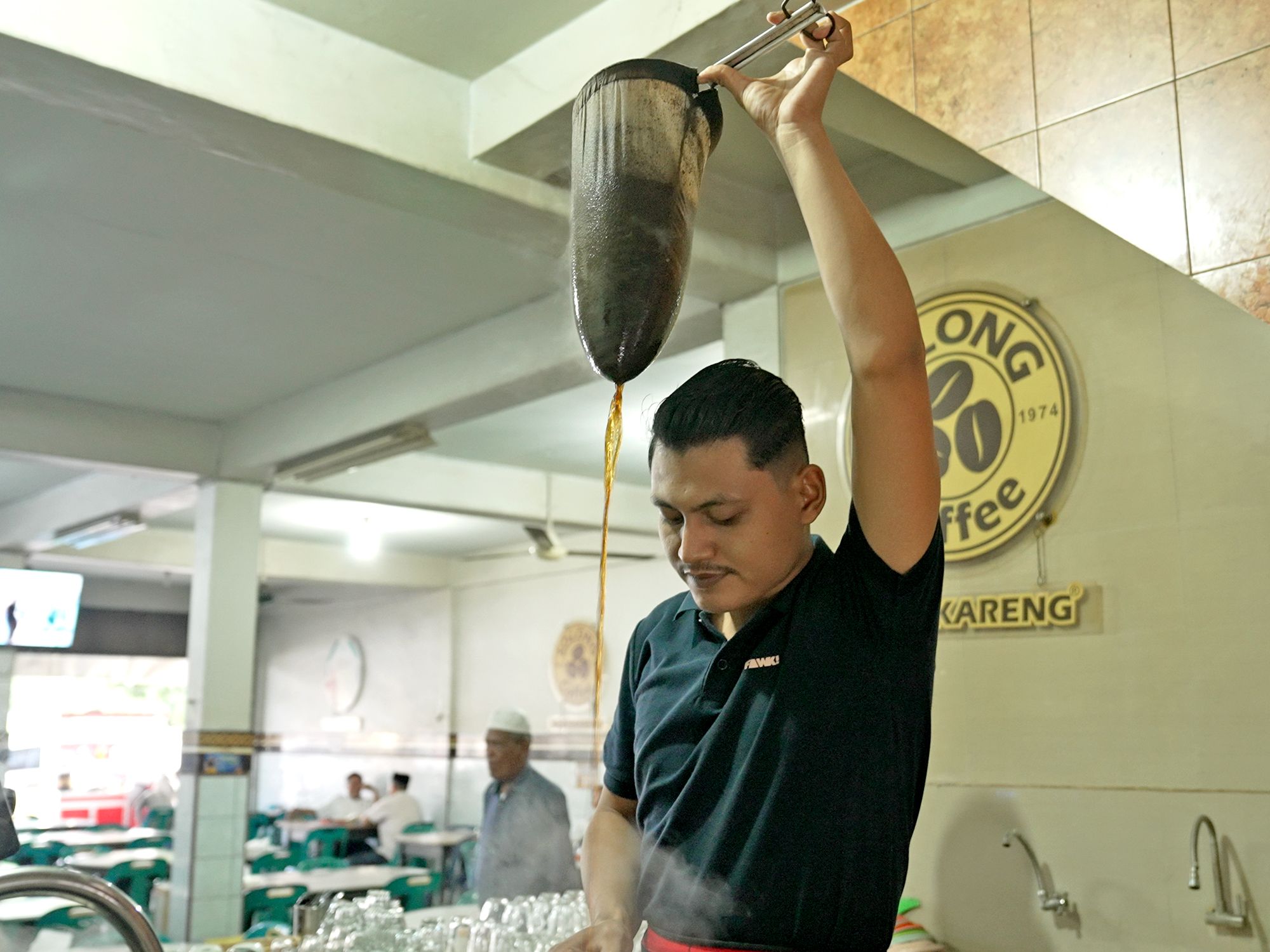 It used to be only men who were seen at Aceh’s coffee shops, but this has changed.