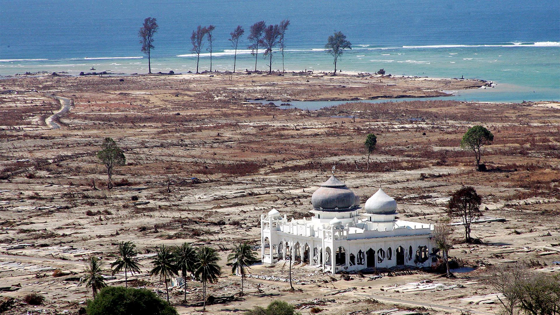 A scene of Aceh mosque's surrounding before the tsunami