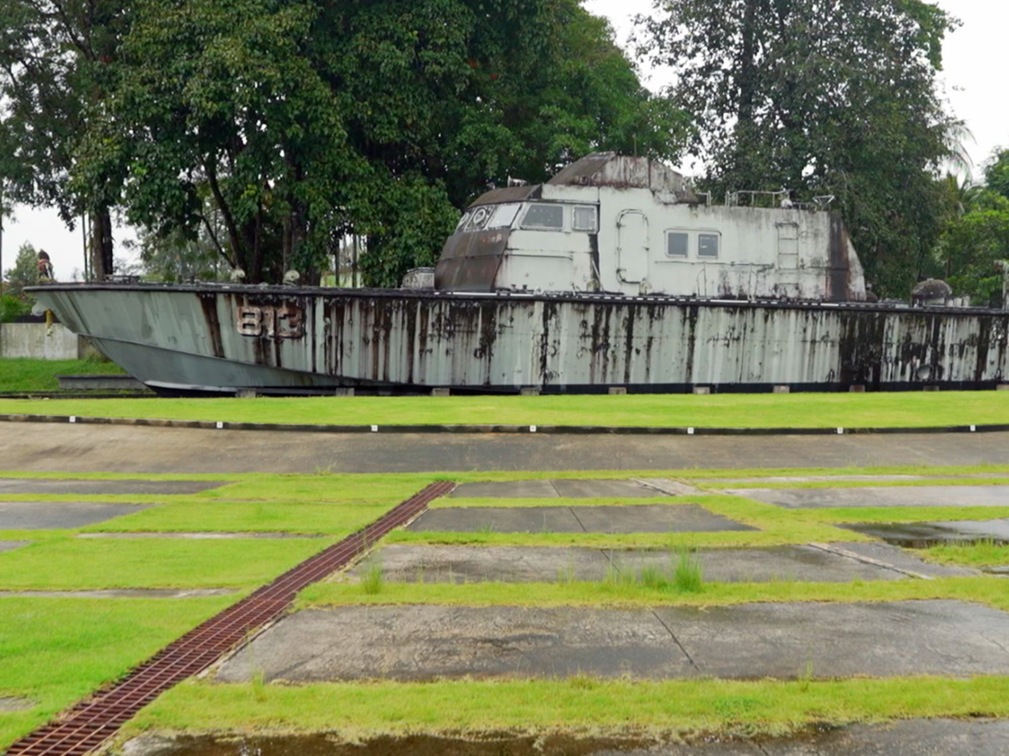 The boat has since been preserved at its final location to remind locals of the tsunami’s devastating force.